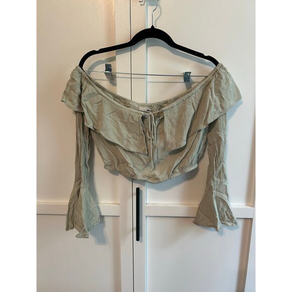 Amuse Society Peasant Style Trumpet Sleeve Blouse Small - Picture 1 of 3